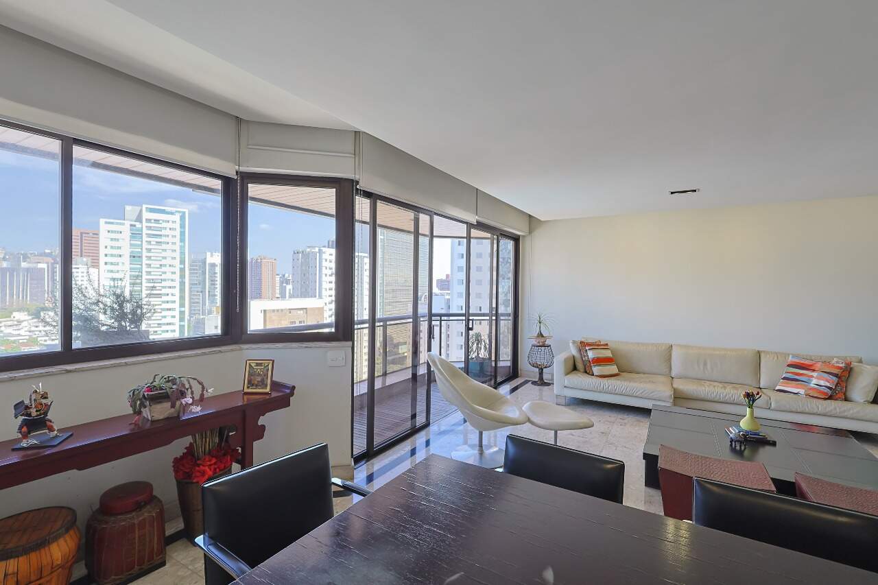 Apartamento à venda no Lourdes: 