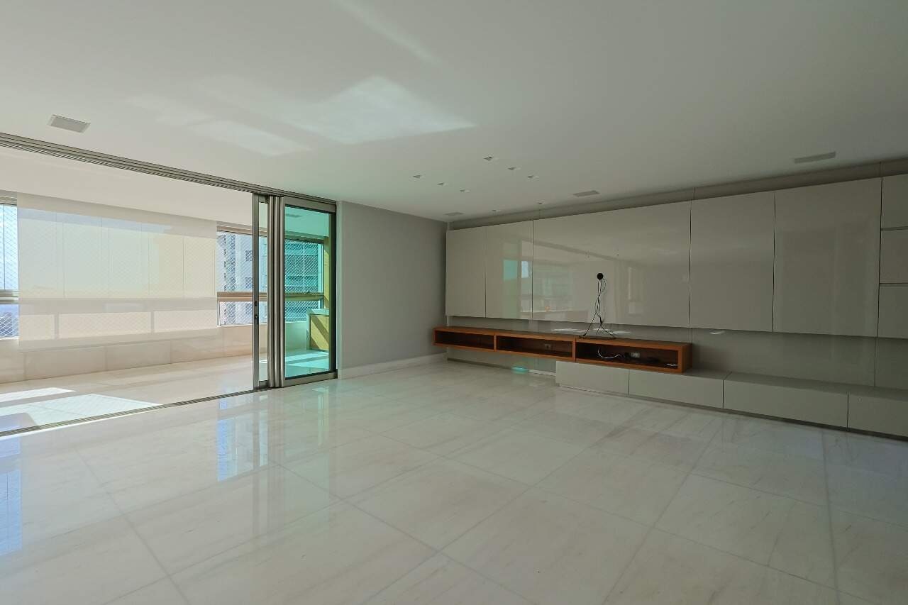 Apartamento à venda em Belvedere, Belo Horizonte/MG — foto 1