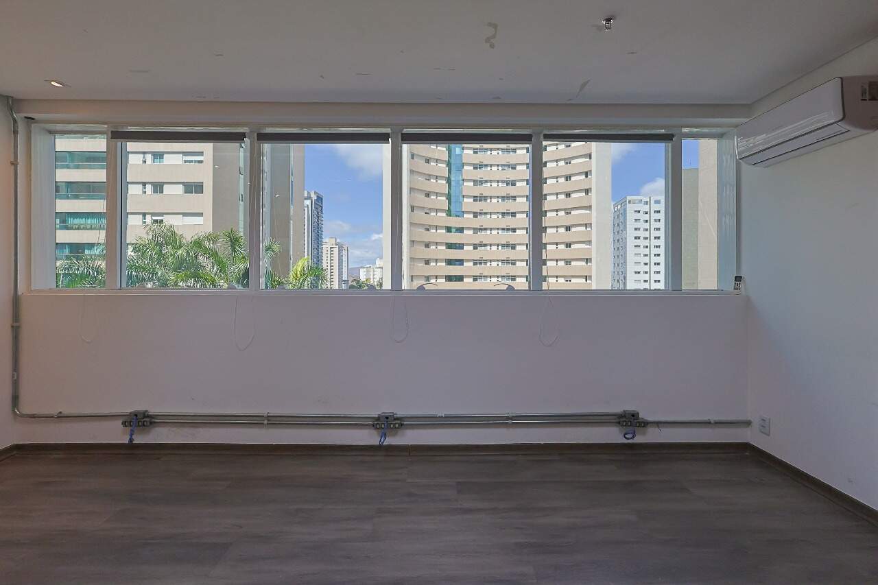 Sala para aluguel no Vila da Serra: 