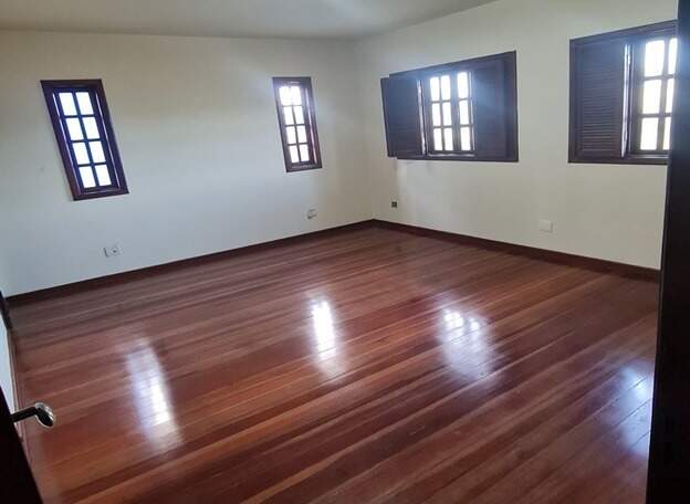Casa à venda no Maria de Lourdes: 