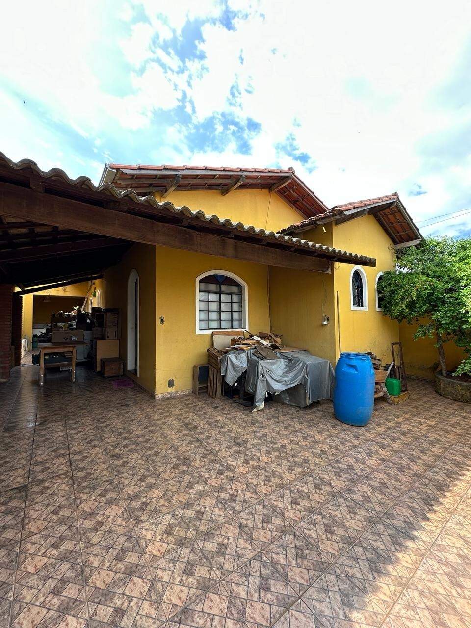 Casa à venda no teotonio batista: 