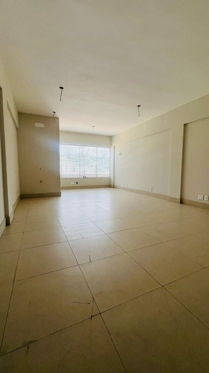 Sala à venda no Centro: 