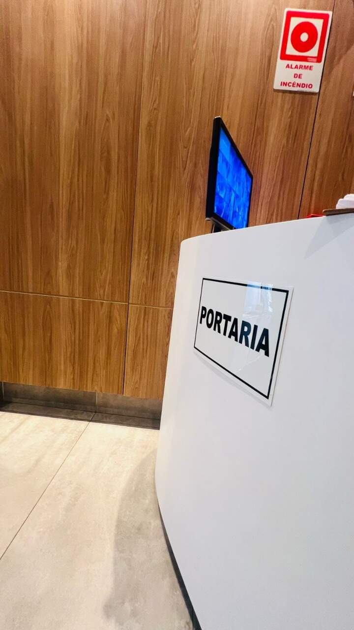 Sala à venda no Centro: 