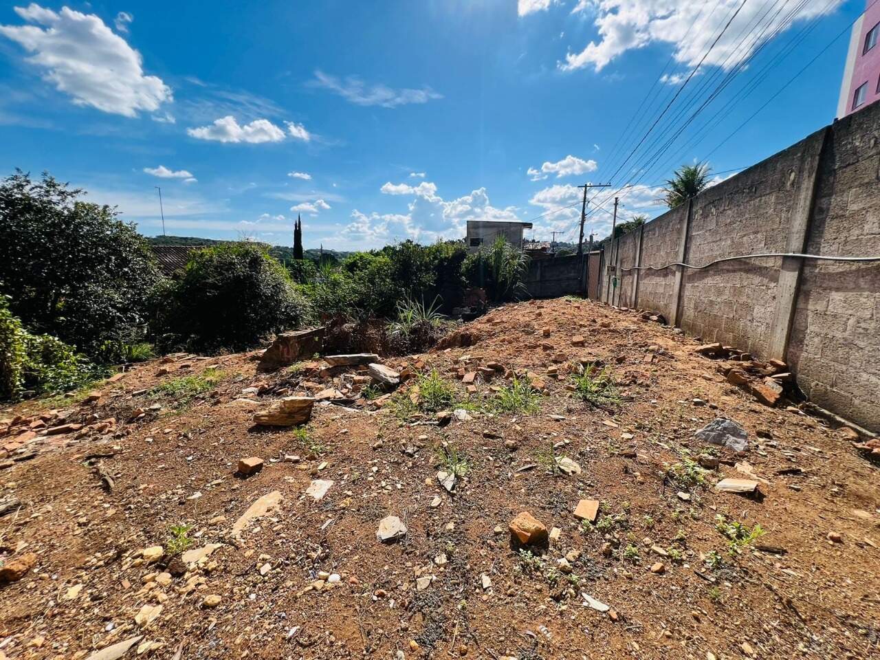 Lote à venda no Centro: 