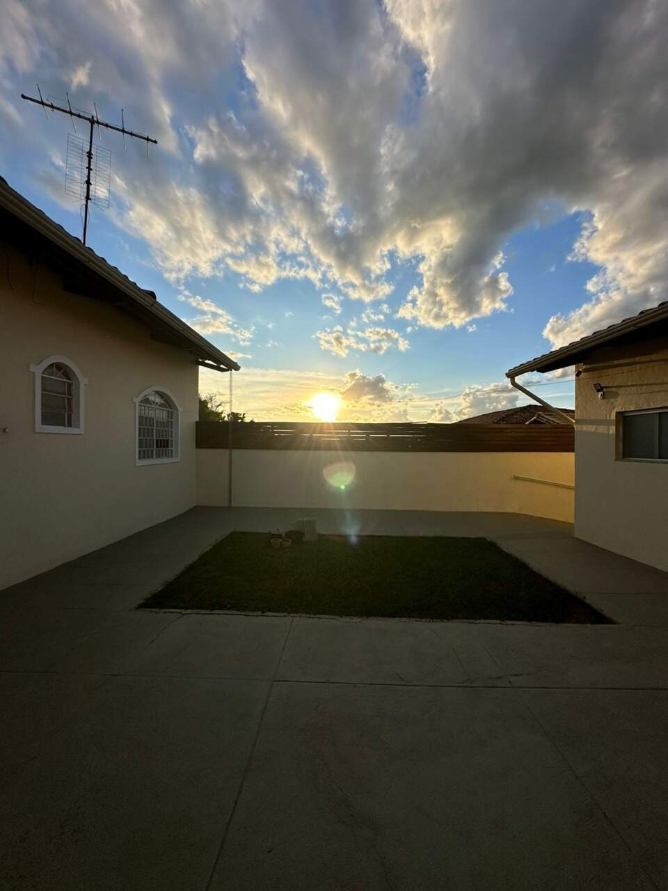 Casa à venda no Maria Cândida: 