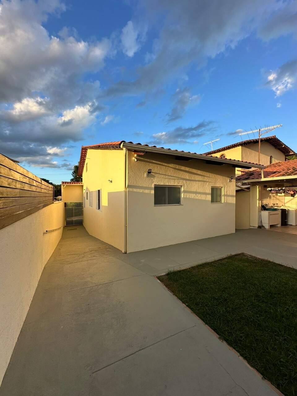 Casa à venda no Maria Cândida: 