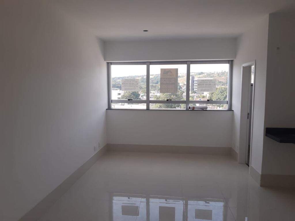 Sala à venda no Centro: 