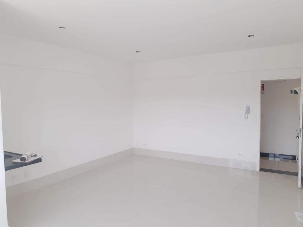 Sala à venda no Centro: 