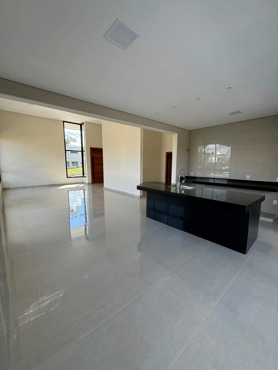 Casa à venda no Condomínio Gran Royalle: 