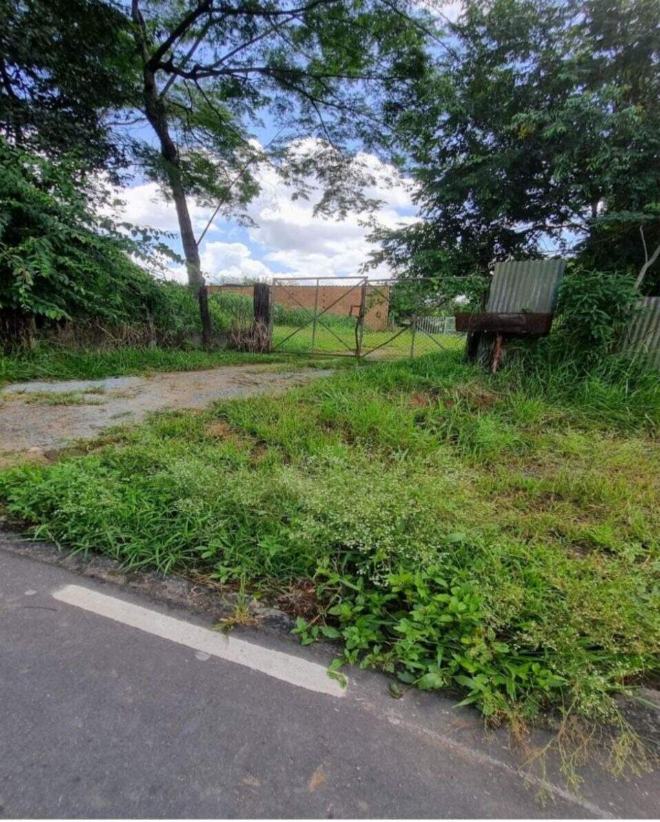 Terreno / Área à venda no Santo Antonio da Barra: 
