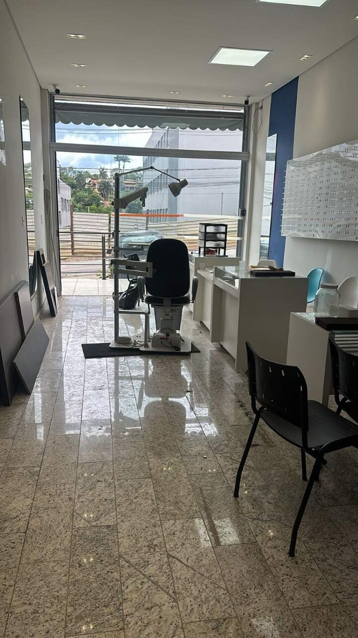 Loja à venda no Campinho: 