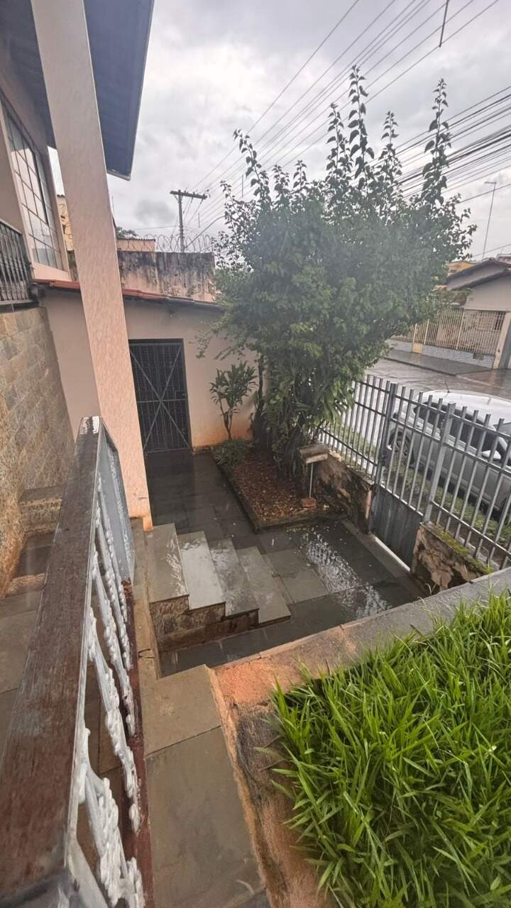 Casa à venda no Centro: 