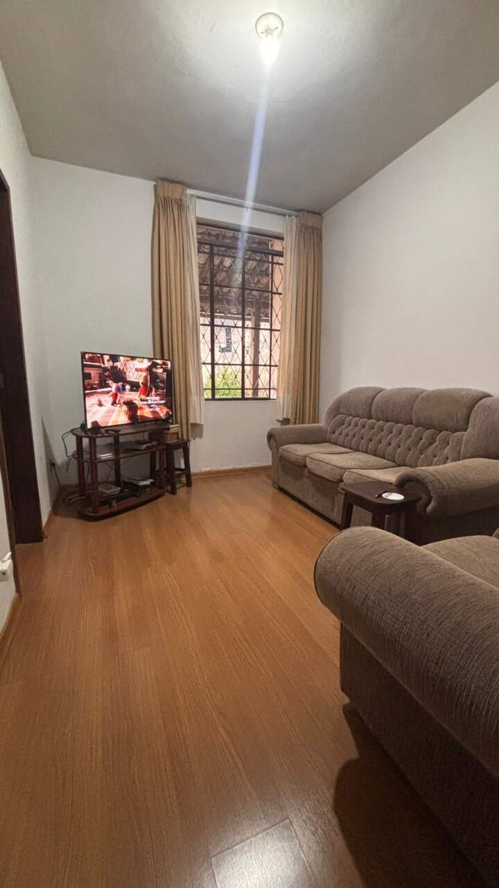 Casa à venda no Centro: 