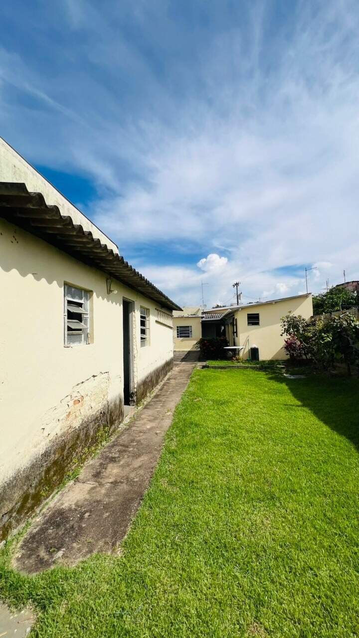 Casa à venda no Centro: 
