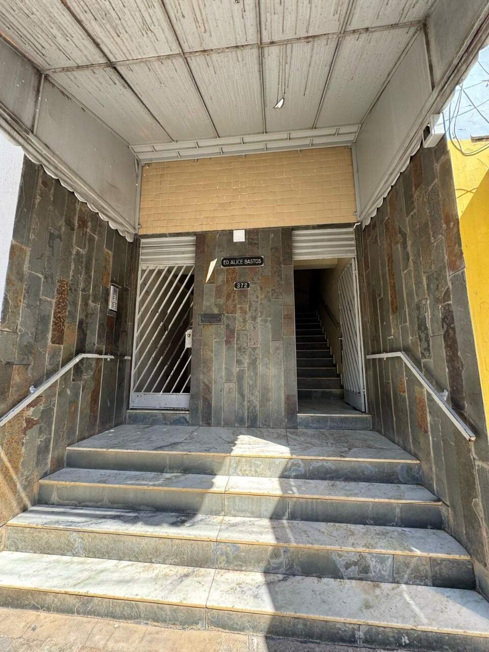 Sala à venda no Centro: 