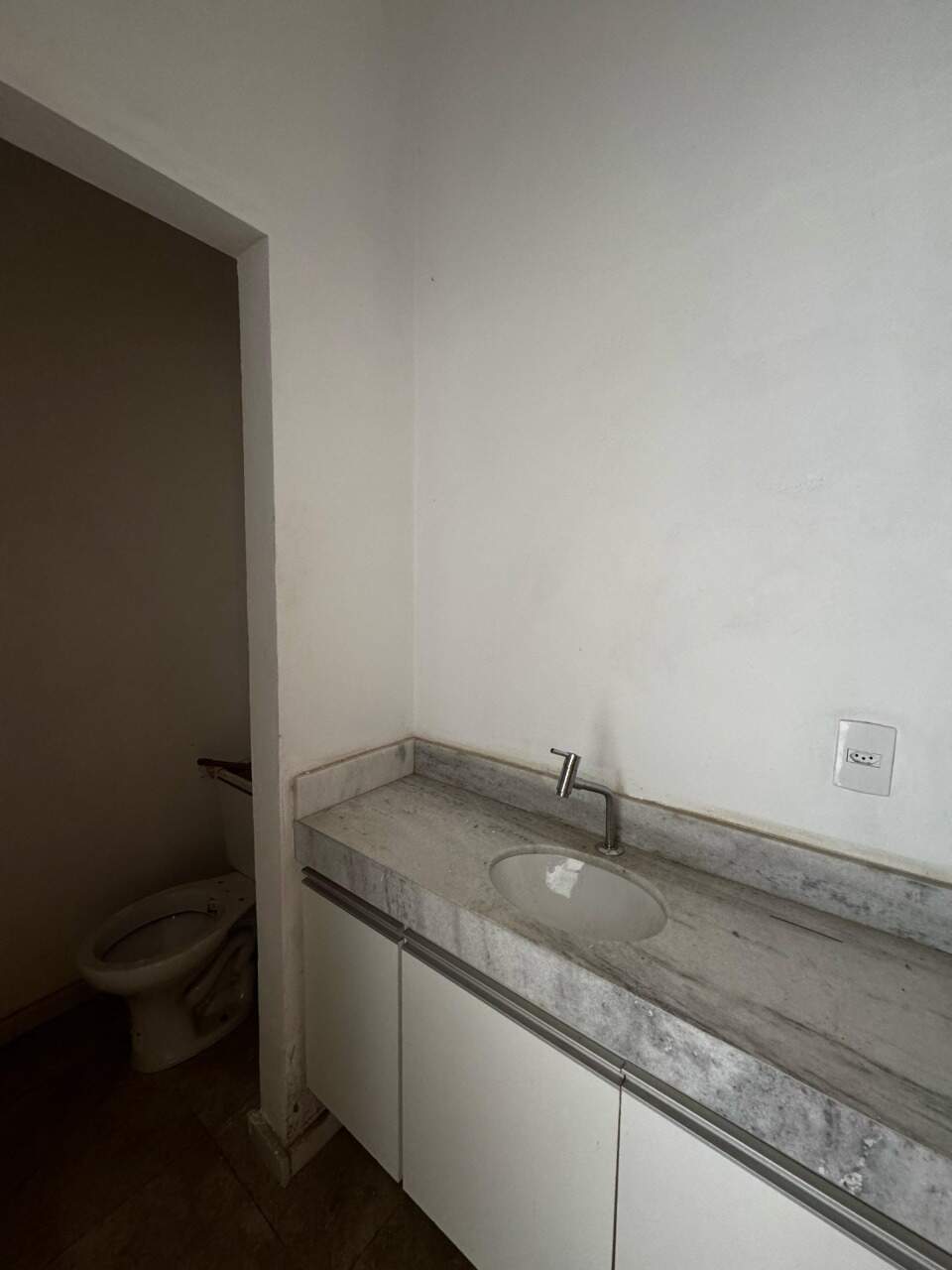 Casa à venda no Campinho: 