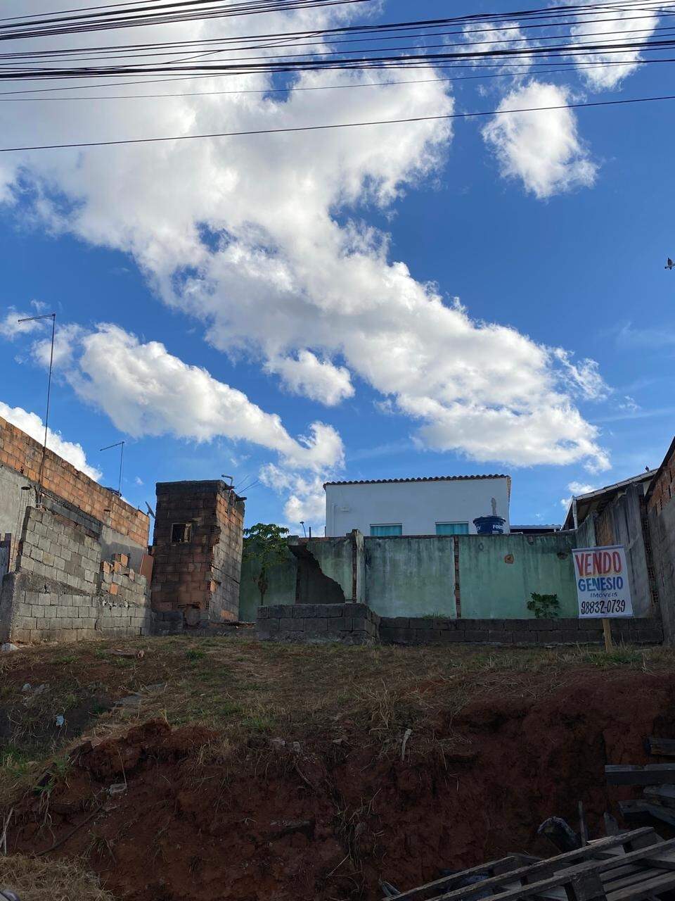 Lote à venda no Santa Tereza: 