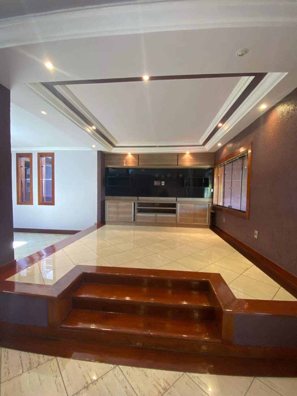 Casa à venda no Maria de Lourdes: 