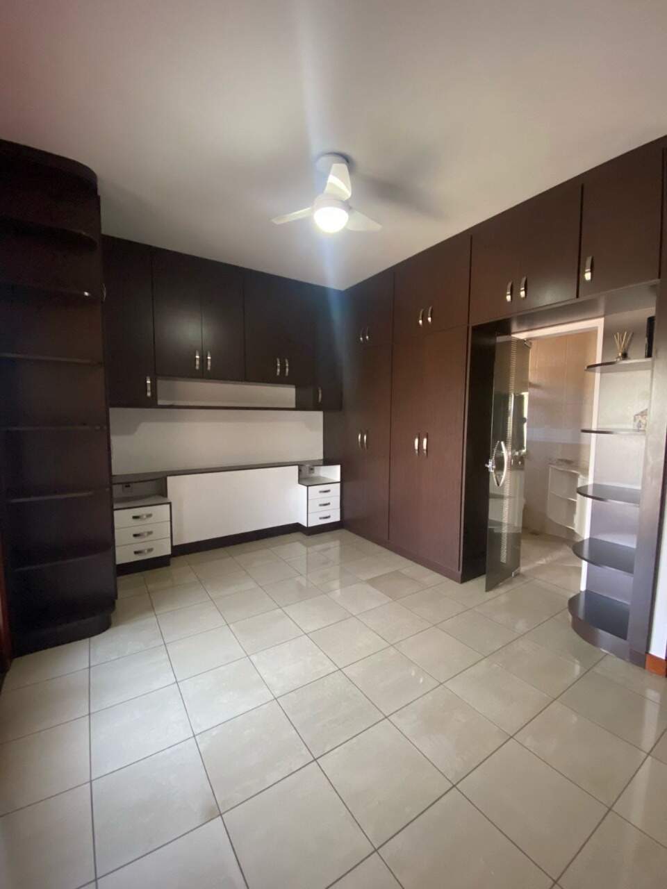 Casa à venda no Maria de Lourdes: 