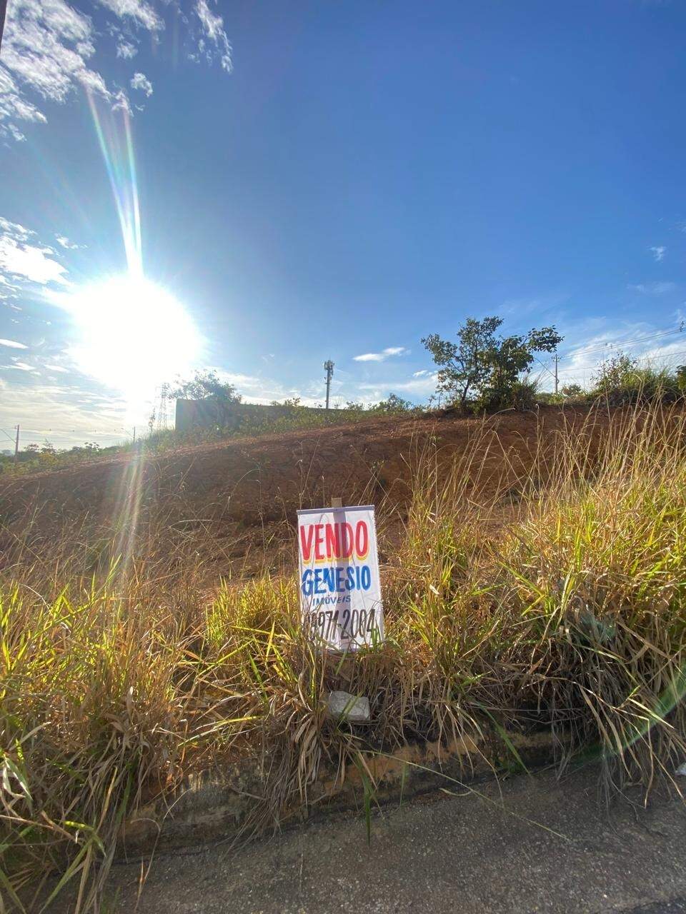 Lote à venda no Portal das Acacias 2: 