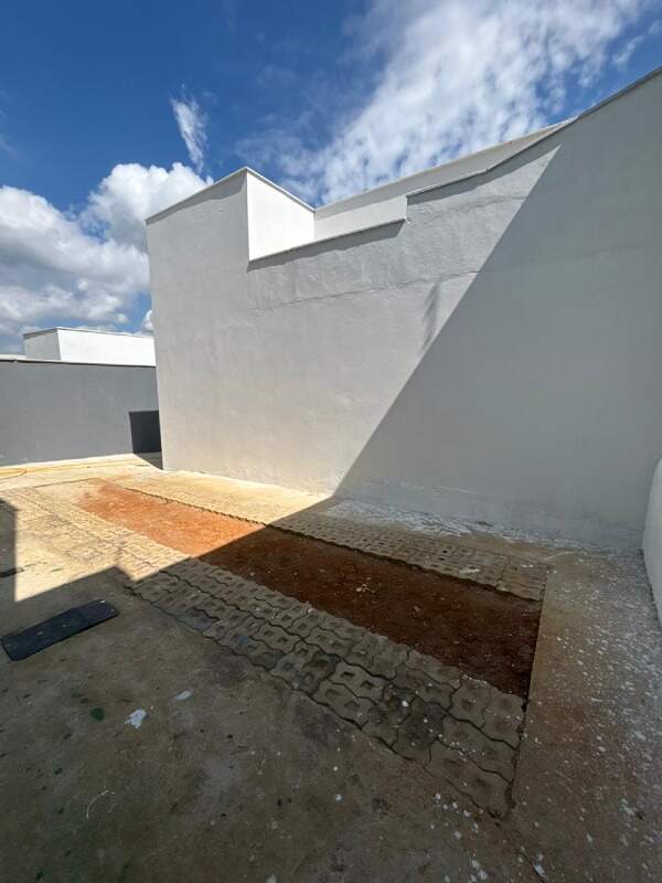 Casa à venda no Agenor Teixeira: 