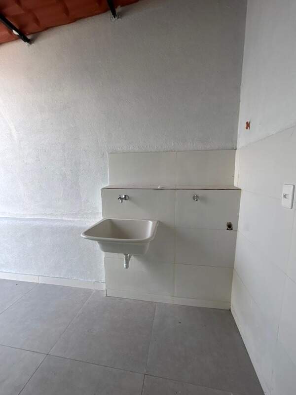 Casa à venda no Agenor Teixeira: 