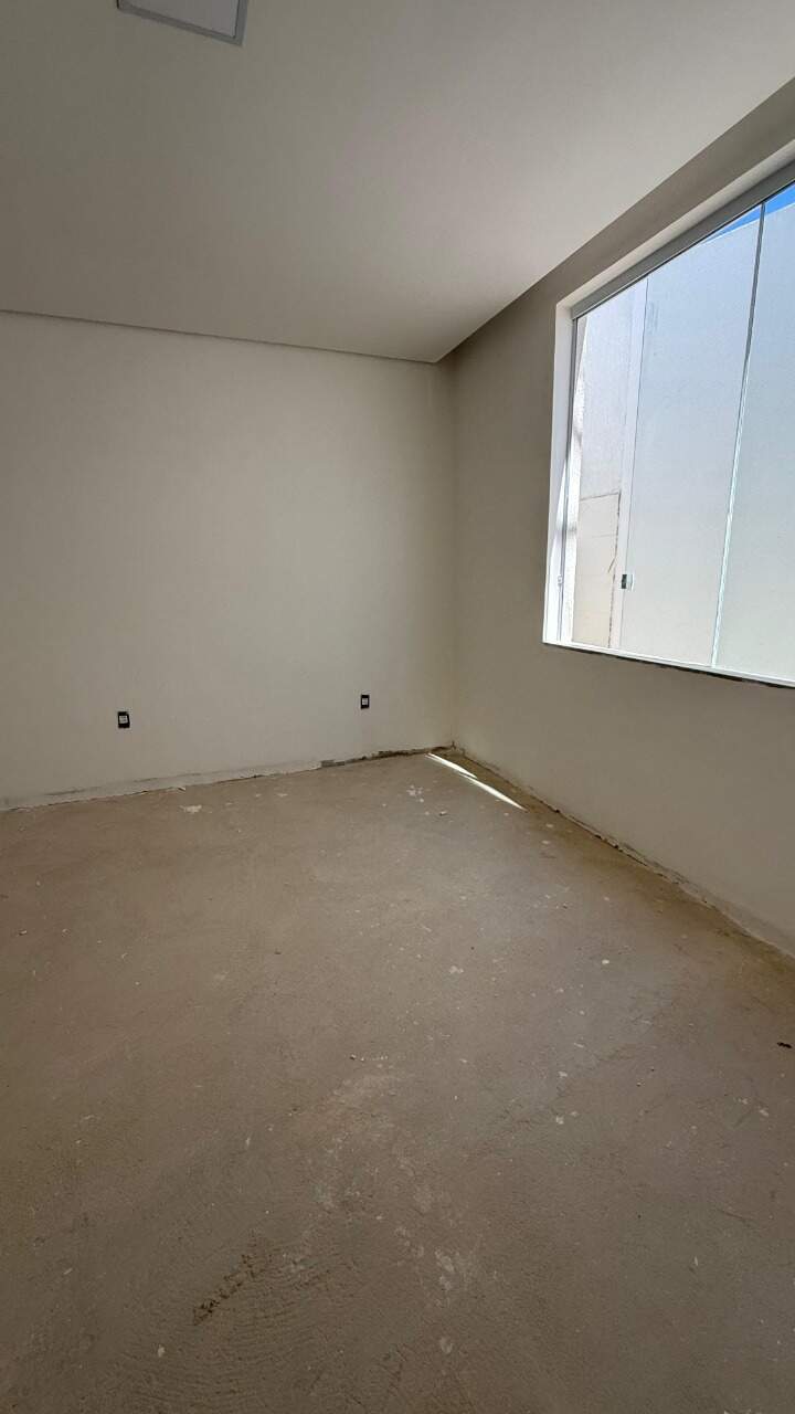 Casa à venda no Sonia Romanelli: 