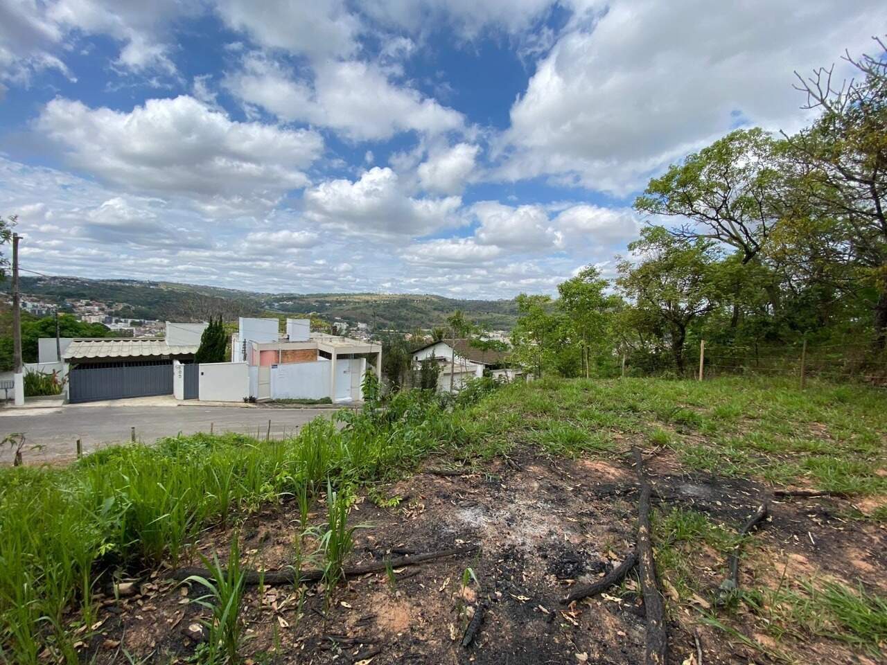 Lote à venda no Dona Júlia: 