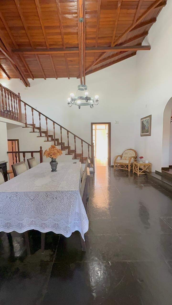 Casa à venda no Agenor Teixeira: 