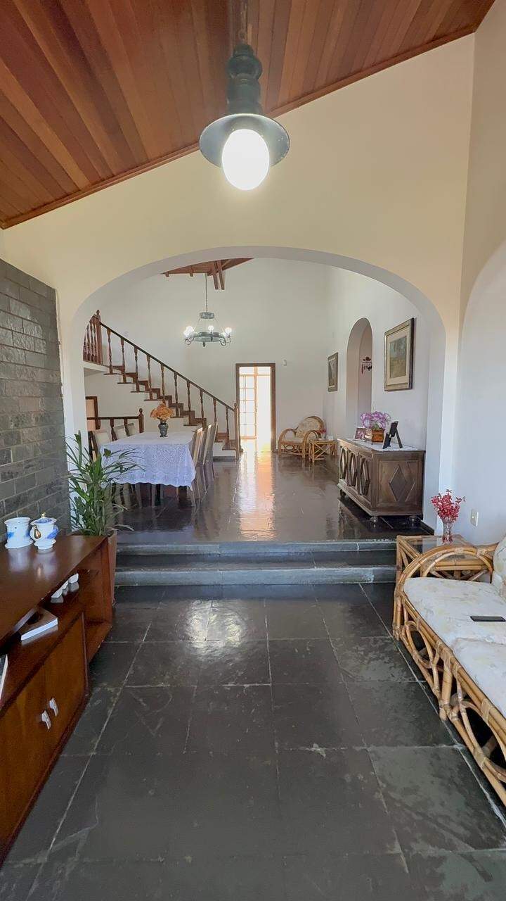 Casa à venda no Agenor Teixeira: 