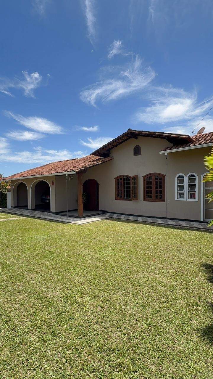 Casa à venda no Agenor Teixeira: 