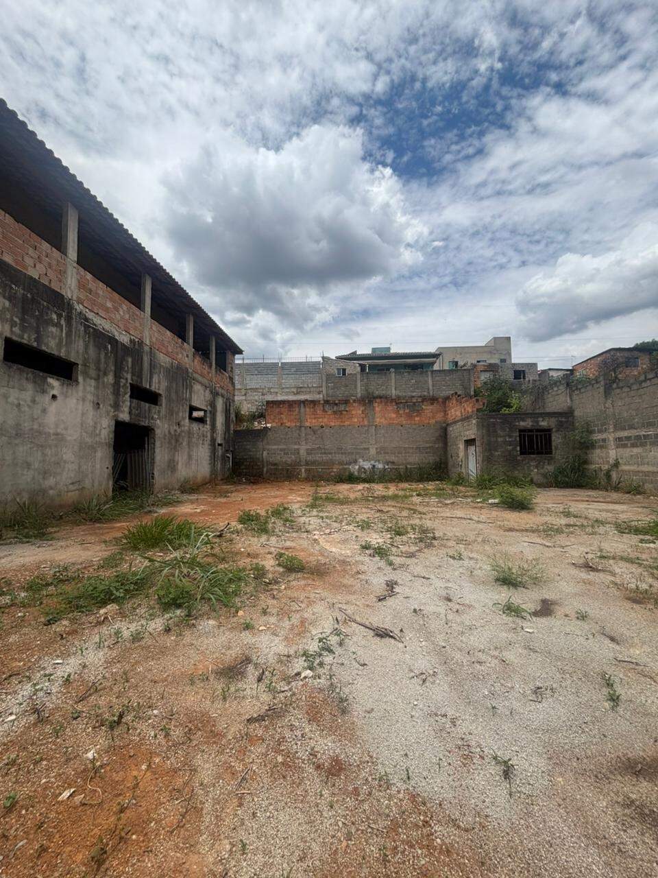 Lote à venda no Felipe Cláudio: 