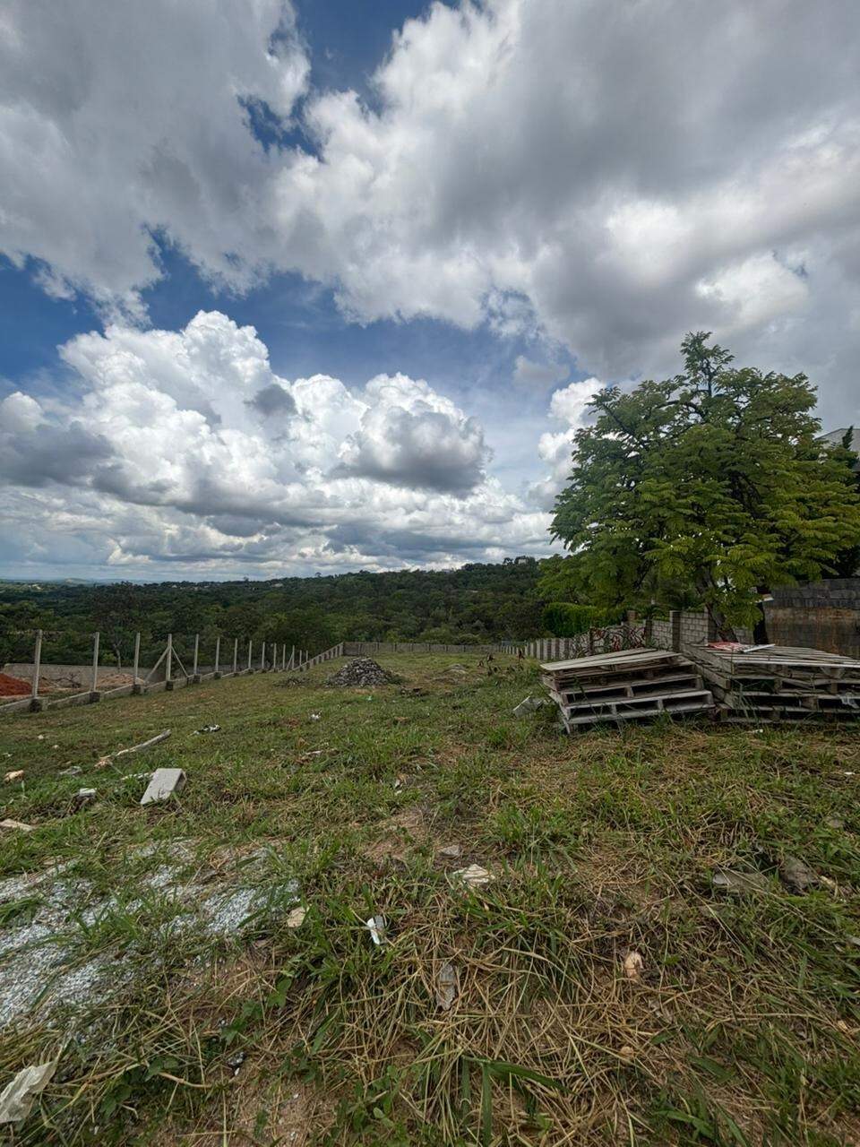 Lote à venda no Mirante do Fidalgo: 