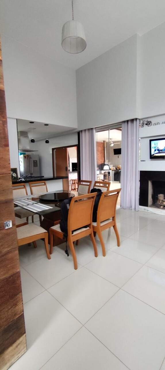 Casa para aluguel no Condomínio Gran Royalle: 