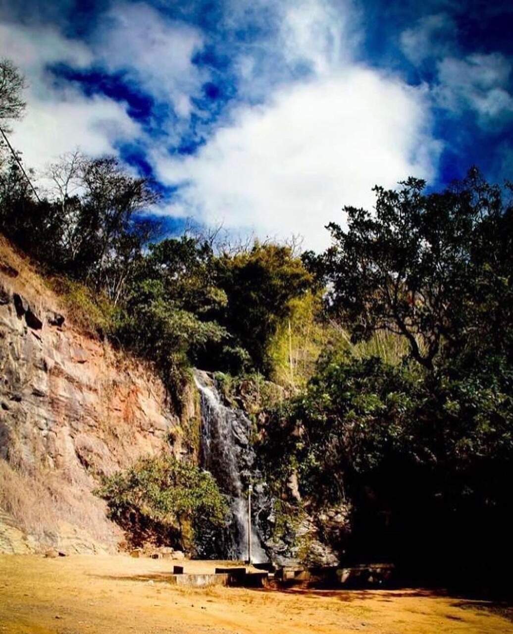 Terreno / Área à venda no Santo Antonio da Barra: 