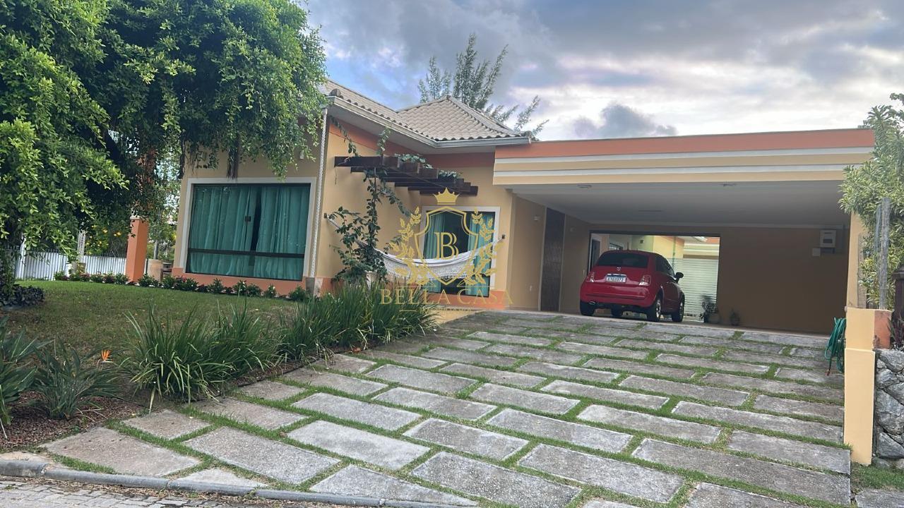 Casa em condomínio à venda no Bananeiras: 