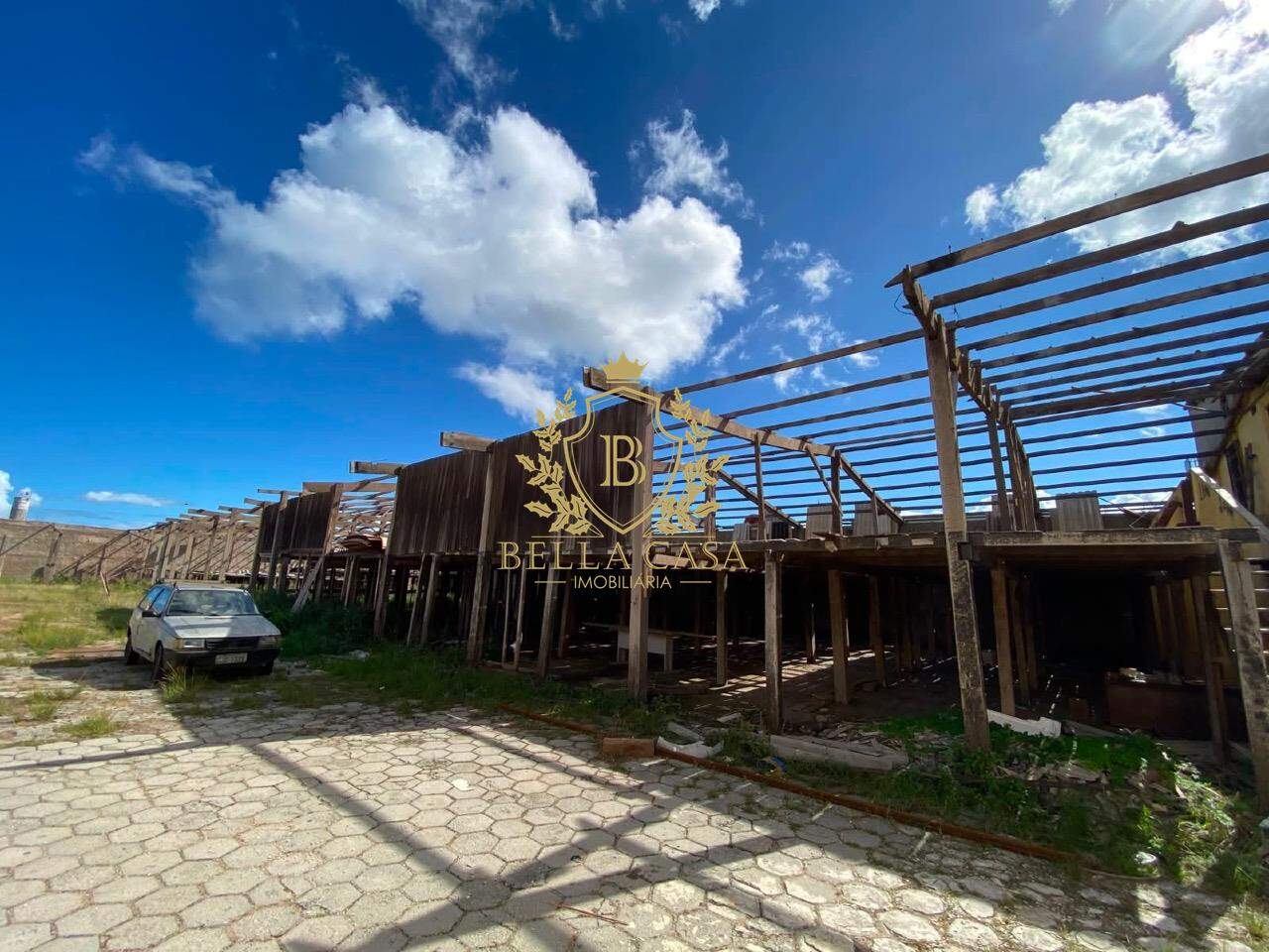 Casa comercial para aluguel no Célula Mater: 