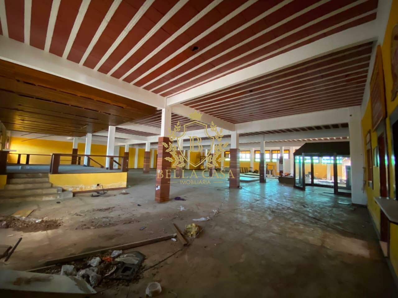 Casa comercial para aluguel no Célula Mater: 