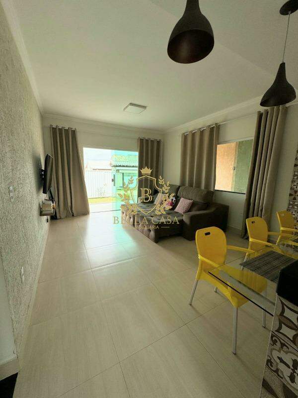 Casa em condomínio à venda no Fazendinha: 