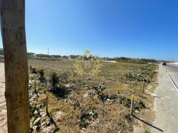 Lote à venda no Praia do Foguete: 