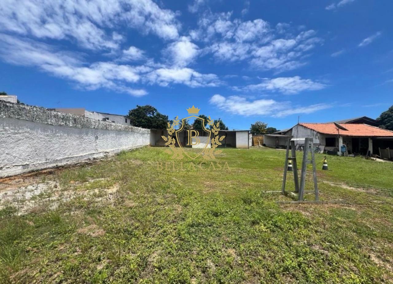 Terreno à venda no Outeiro: 