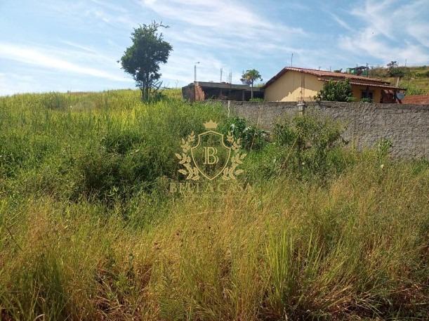 Lote à venda no Sampaio Correia (Sampaio Correia): 
