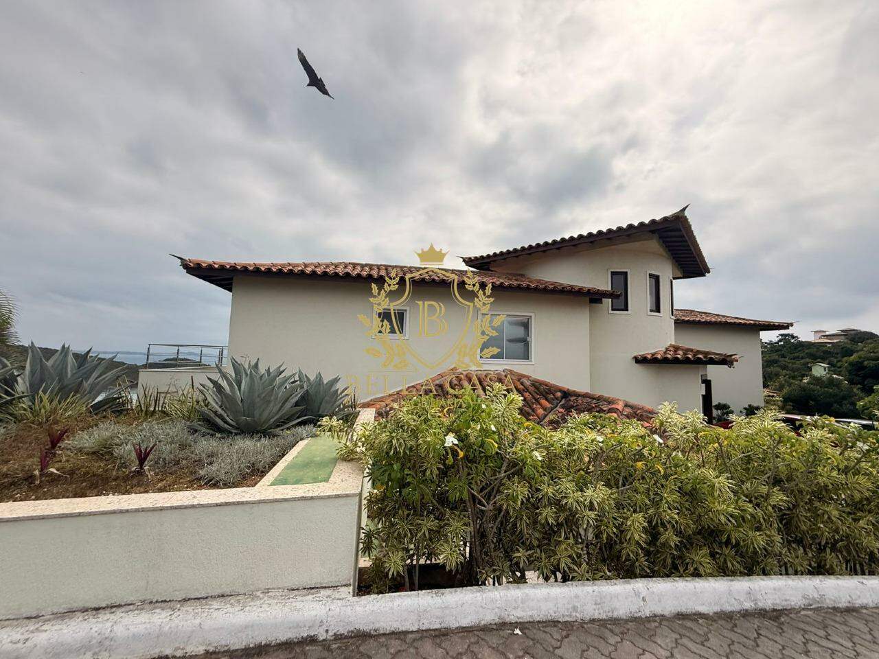 Casa em condomínio à venda no João Fernandes: 
