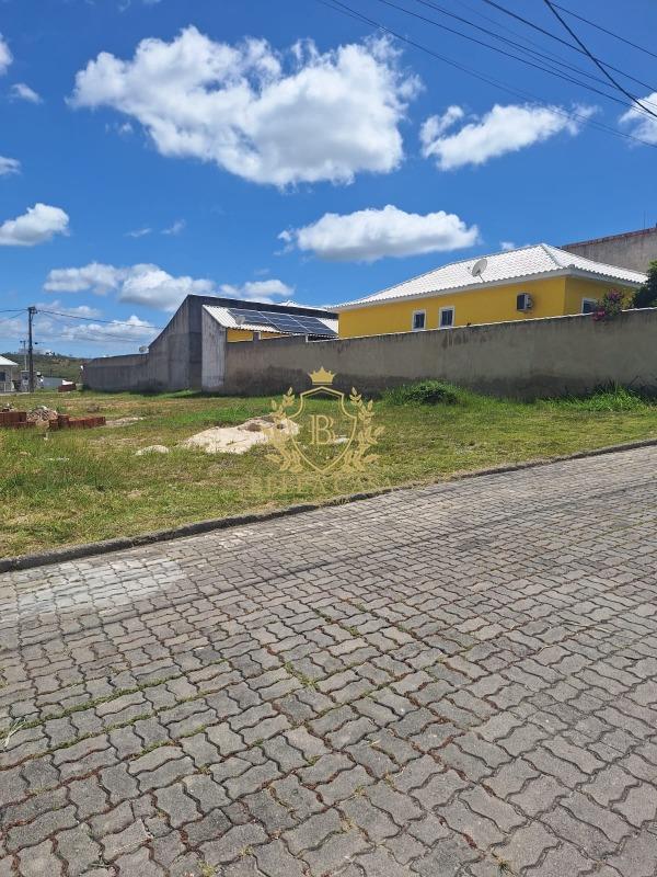 Terreno à venda no Fazendinha: 