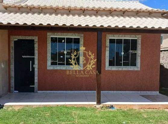 Casa à venda no Jaconé: 
