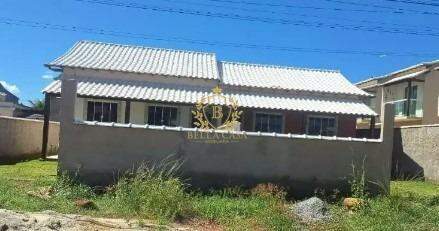 Casa à venda no Jaconé: 