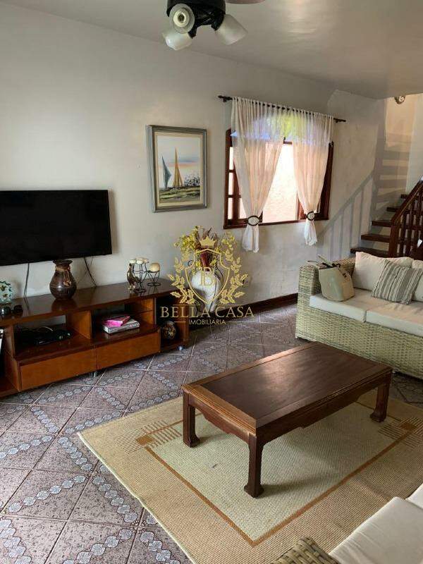Casa à venda no Praia dos Anjos: 