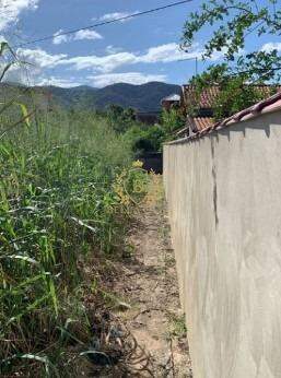 Terreno à venda no Jaconé: 