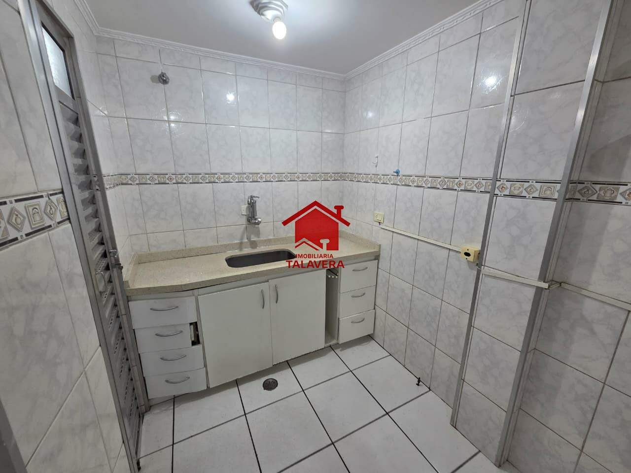 Apartamento para aluguel no Cerâmica: 