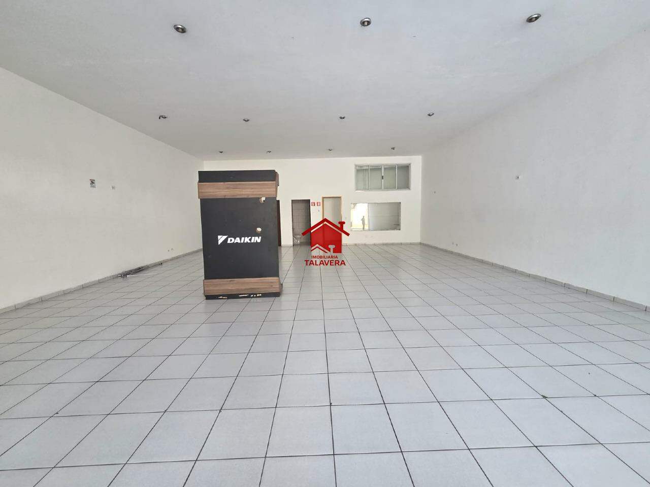 Salão para aluguel no Boa Vista: 
